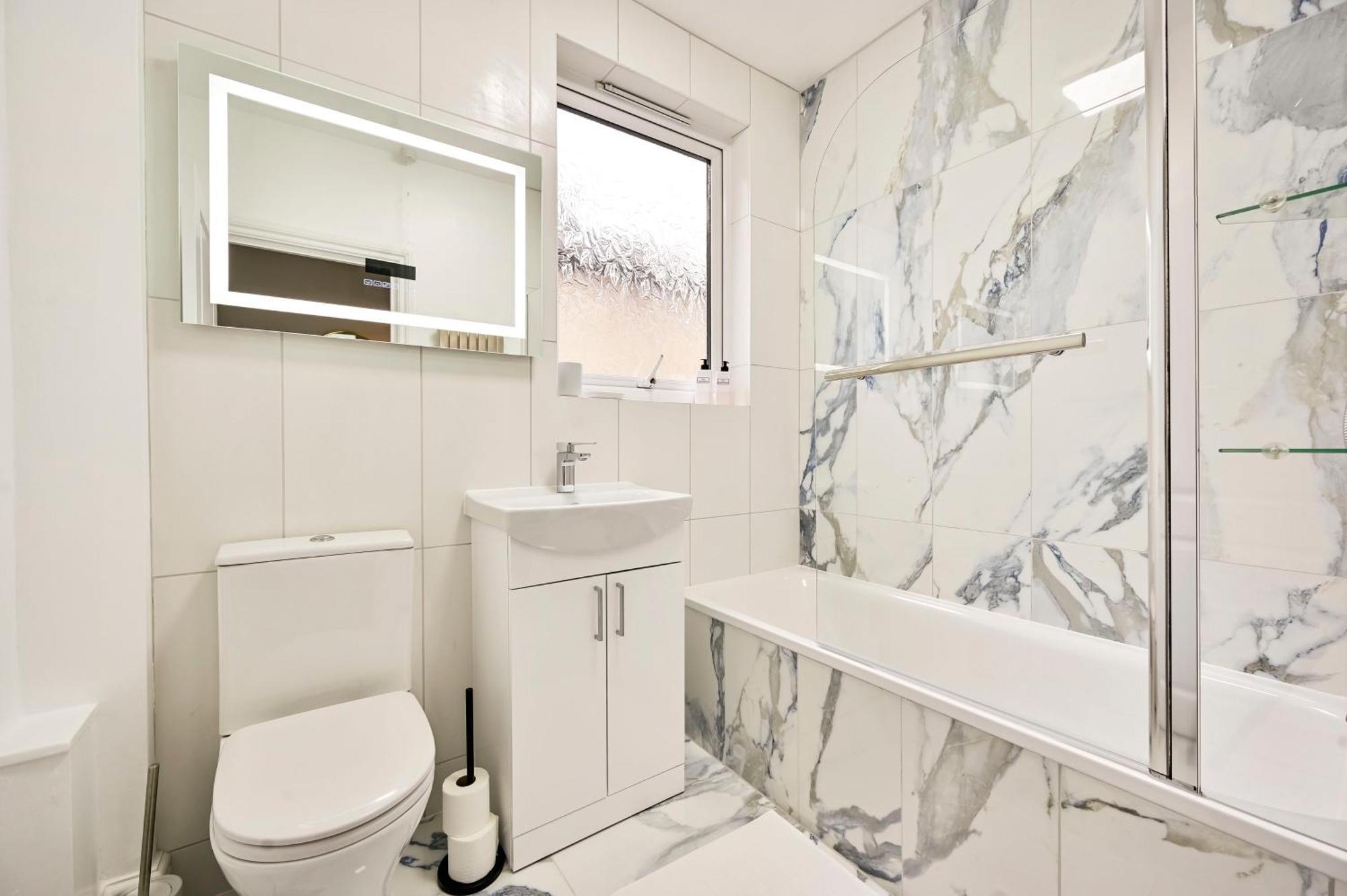 A Two Bedroom A Stride Away From Meridian Greenwich London Exterior photo