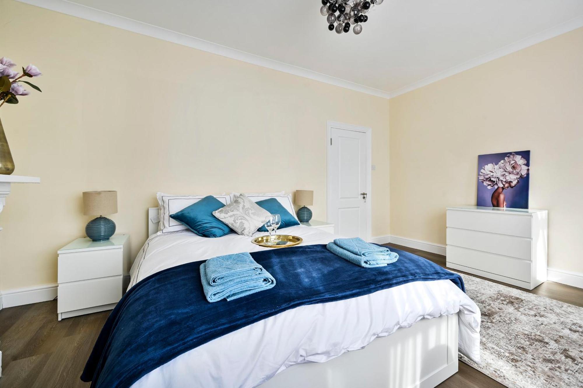 A Two Bedroom A Stride Away From Meridian Greenwich London Exterior photo